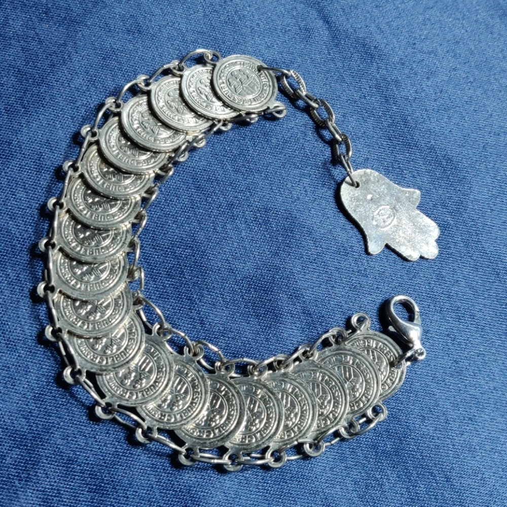 NWOT coin style bracelet (#215)